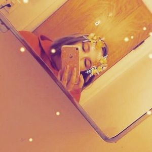 Meet your Posher, Alexandra